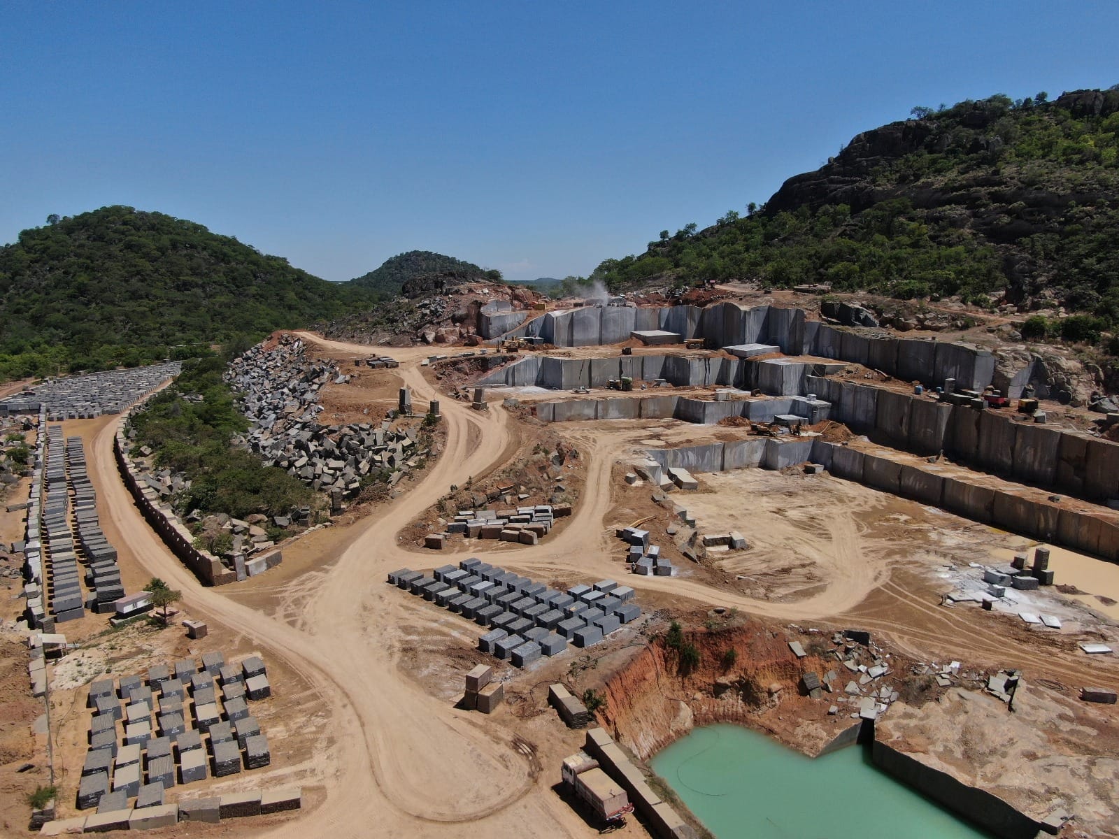 Cantera de Negro Angola
